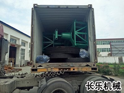 用電碾子碾不同礦石時(shí)，怎樣選擇碾輪的寬度？